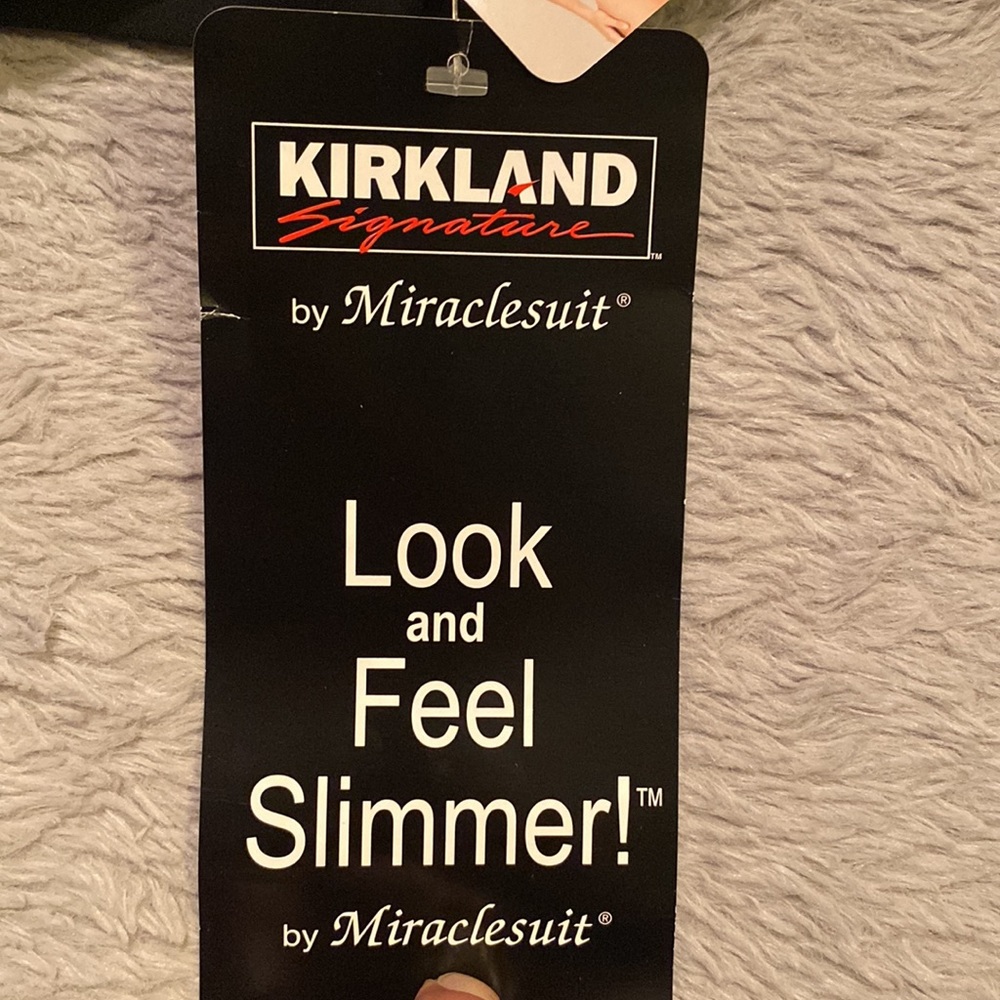 Kirkland Signature By MIRACLESUIT TANKINI TOP Size 12, Solid Black, Layered) - Picture 10 of 10